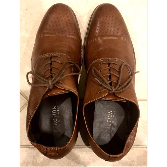 Kenneth Cole REACTION: Leather Oxfords - Picture 2 of 5